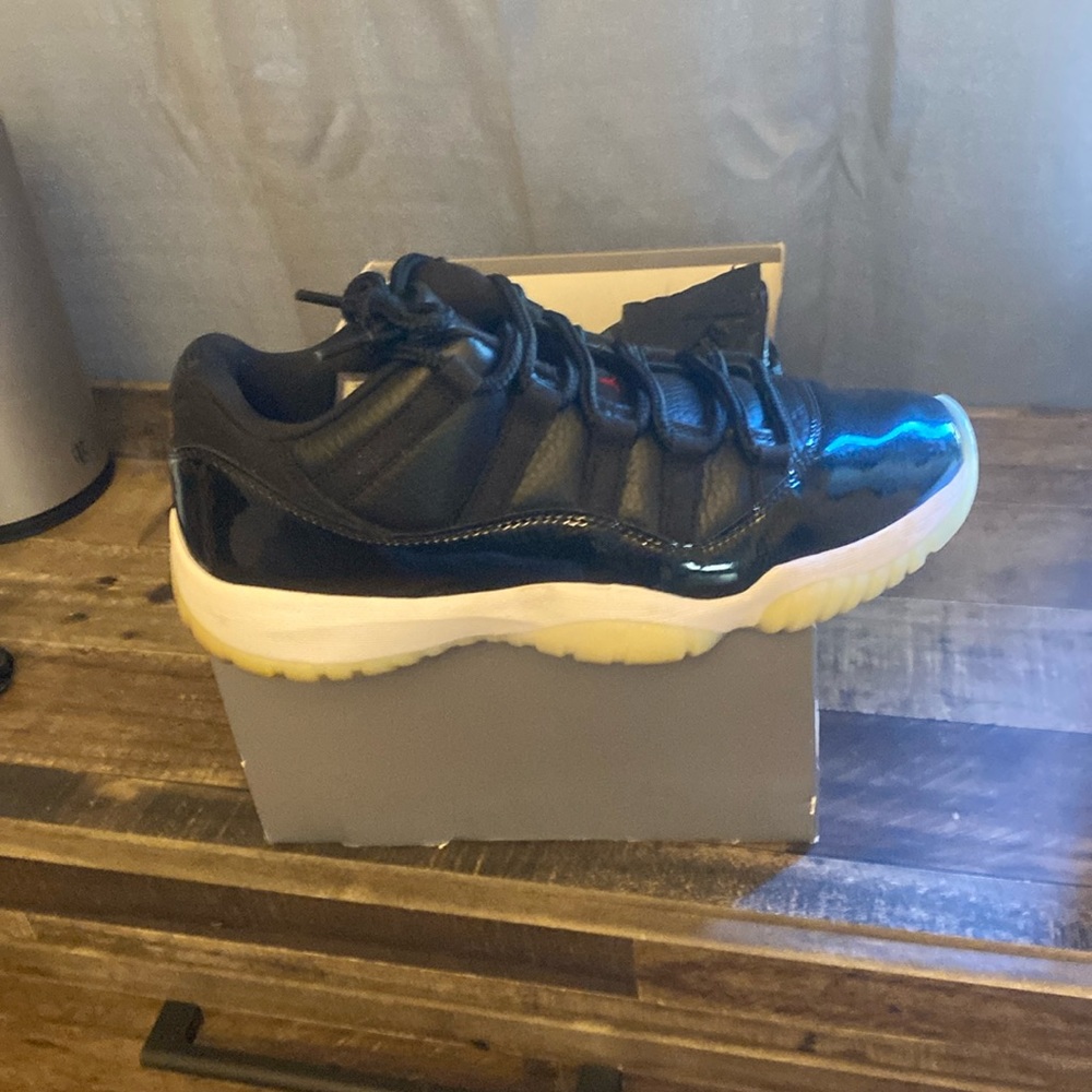 Air Jordon retro 11